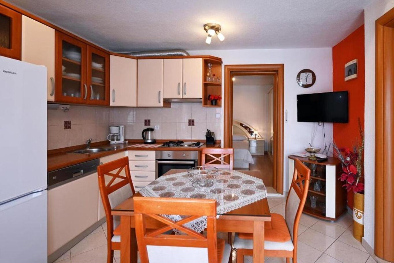 Apartment Mihovilovic سلاتين المظهر الخارجي الصورة