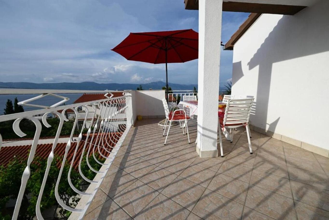 Apartment Mihovilovic سلاتين المظهر الخارجي الصورة