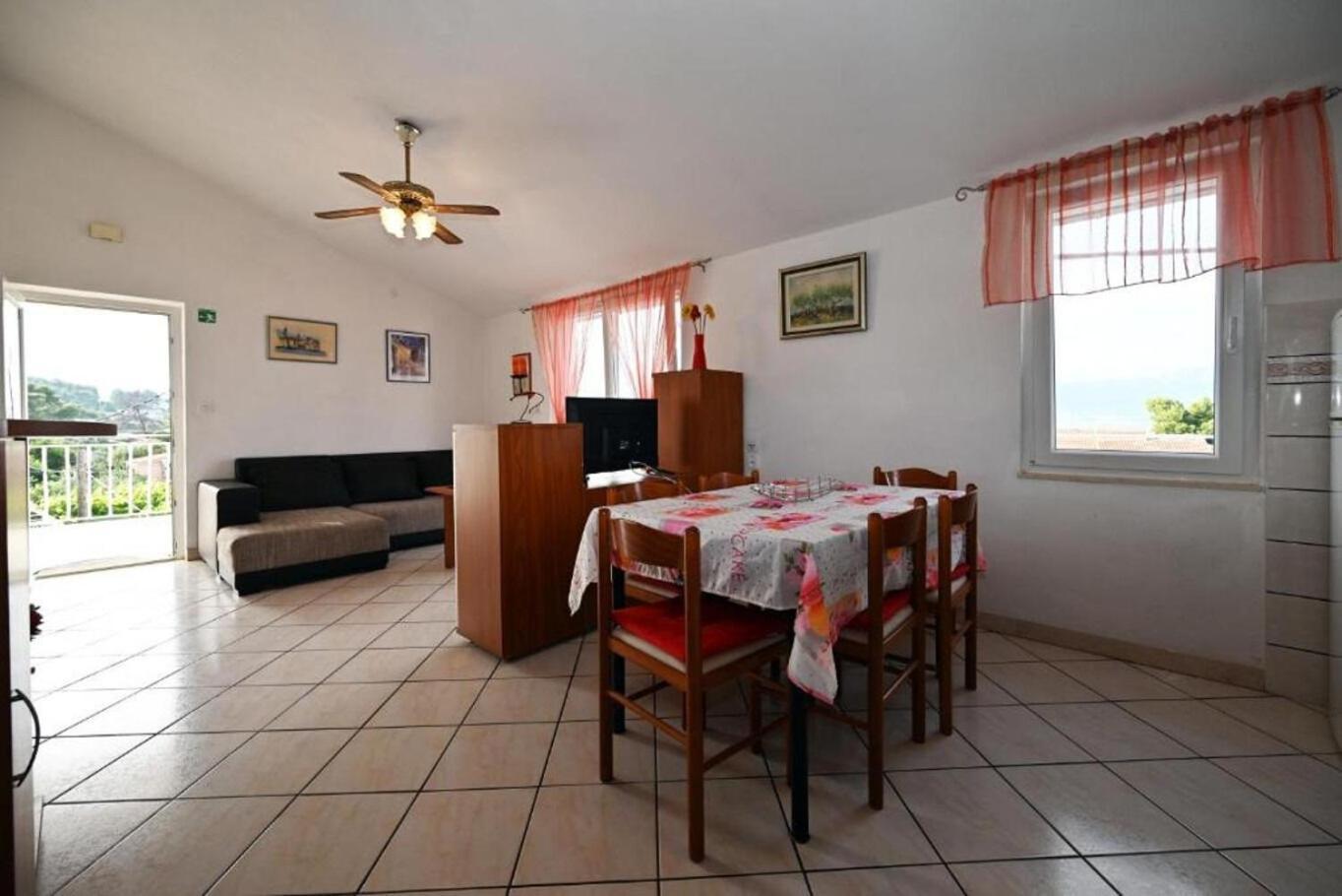Apartment Mihovilovic سلاتين المظهر الخارجي الصورة