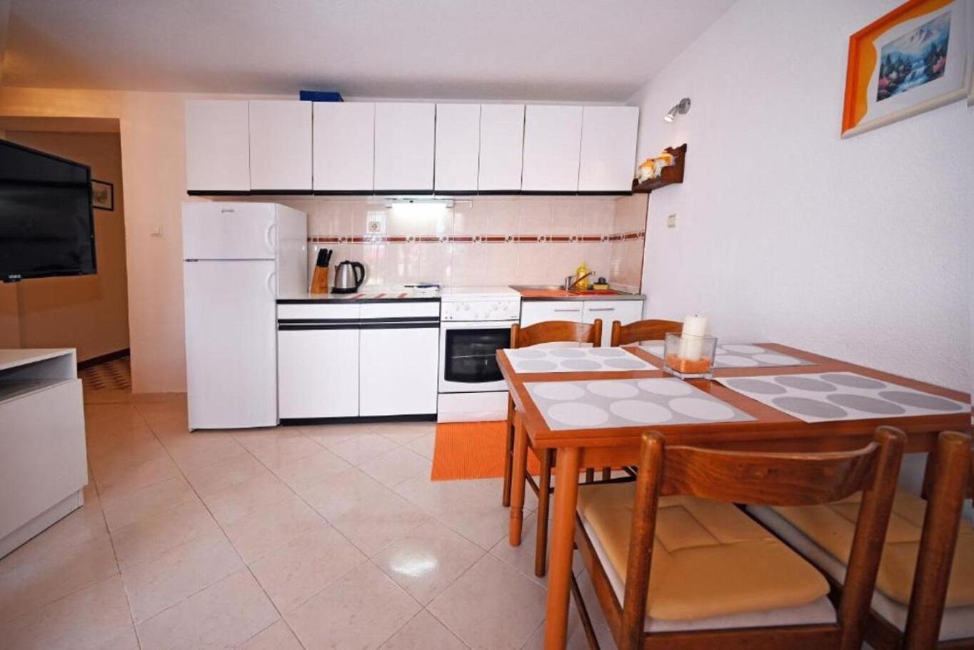 Apartment Mihovilovic سلاتين المظهر الخارجي الصورة
