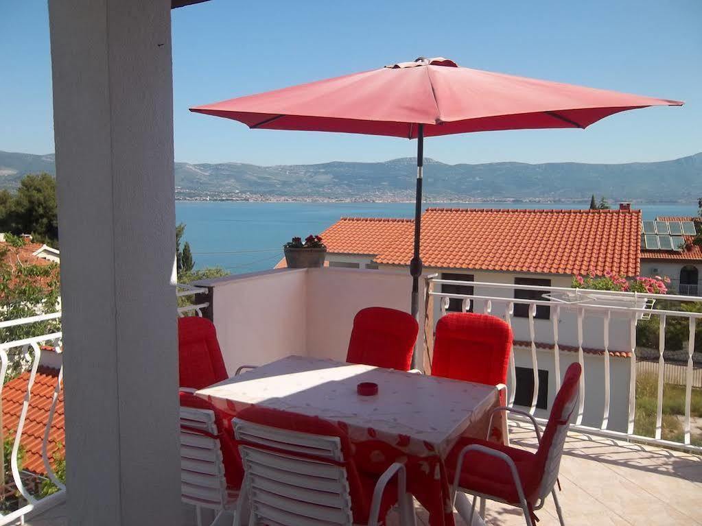 Apartment Mihovilovic سلاتين المظهر الخارجي الصورة